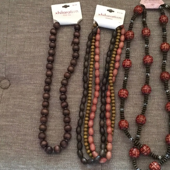 Bead Jewelry Set - Picture 2 of 3